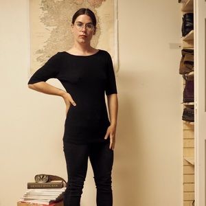 Old Navy Black T-Shirt